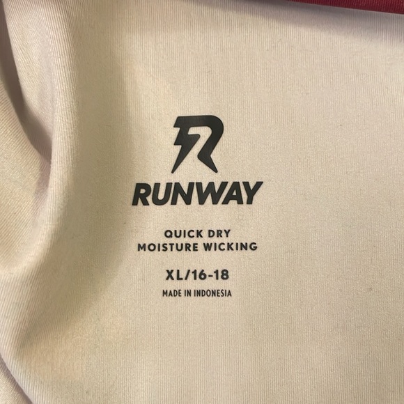 Workout outfit - Picture 5 of 6